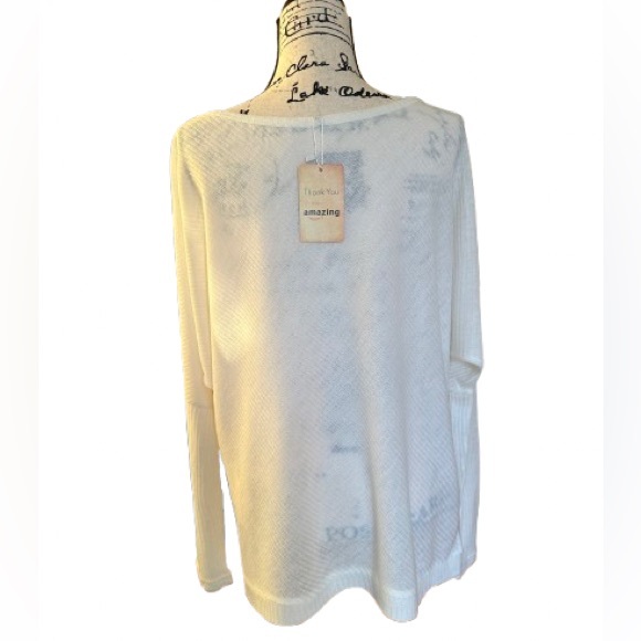 Lightweight jersey top. - Picture 3 of 16